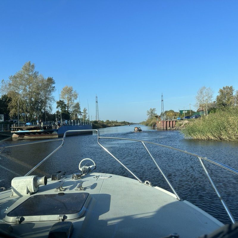 Лава в деревне Новая Ладога